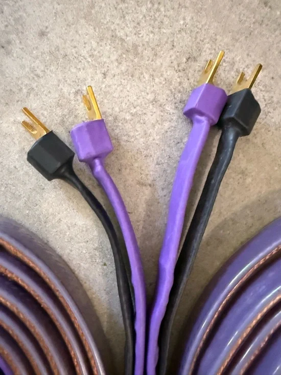 Analysis Plus Oval 9 Speaker Cables Pair With Spade Connectors 10 Foot - Picture 4 of 5